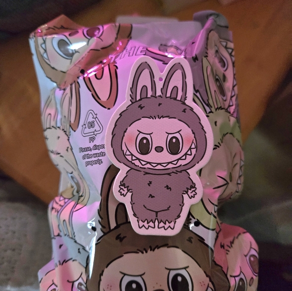 Labubu Popmart Seasame Bean Macaron - Picture 1 of 7